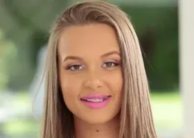 Liza Rowe