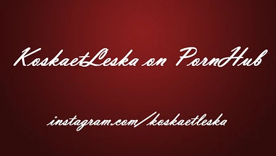 Молодая девица зарабатывает деньги своей сладкой пиздой и снимает всё это на вебку