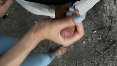 Оля специально снимает, как сосёт другому прямо на улице, чтобы разозлить бывшего парня