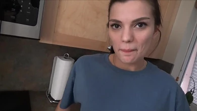 Развратная сестрица всё-таки добилась того, что член братика оказался в её шлюшьей кисуле