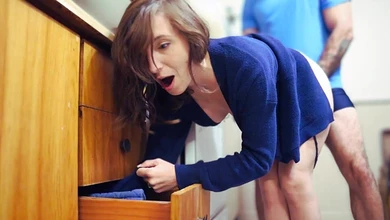 Сунул дерзкий писюн в раком застрявшую мачеху